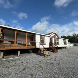 3bed 2bath “The Goose” Available now 🔥